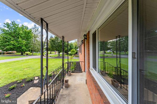 4082 STANBERRY AVE, Marshall, VA 20115
