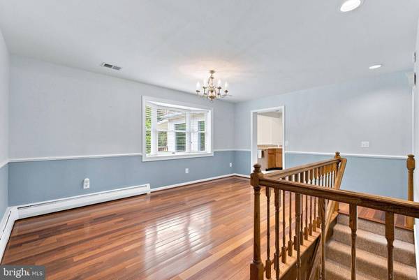 8216 GREENWICH RD, Catlett, VA 20119