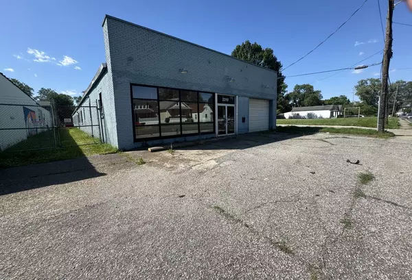 Louisville, KY 40208-1009,2210 7th St Rd