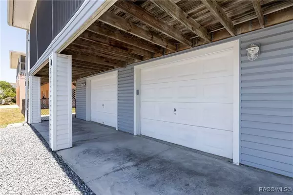 9 FLAGLER DR, Palm Coast, FL 32137