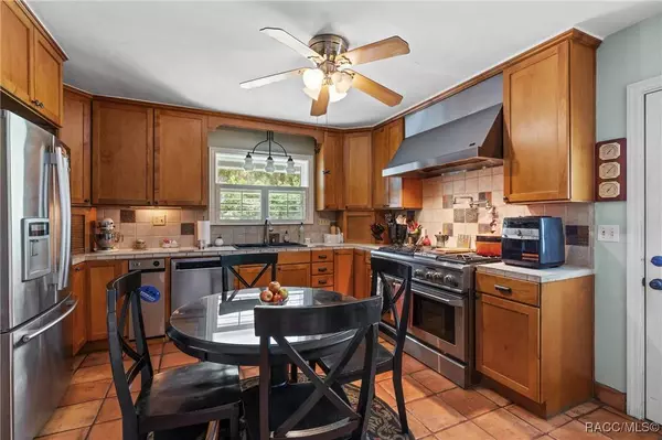 449 SW MONTGOMERY DR, Lake City, FL 32025