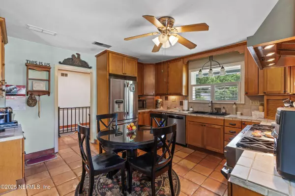 449 SW MONTGOMERY DR, Lake City, FL 32025