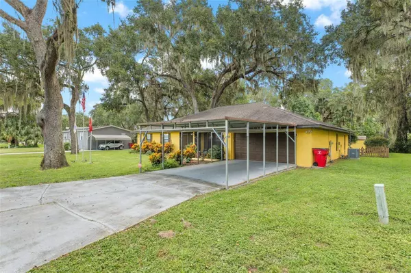 1251 CR 436, Lake Panasoffkee, FL 33538