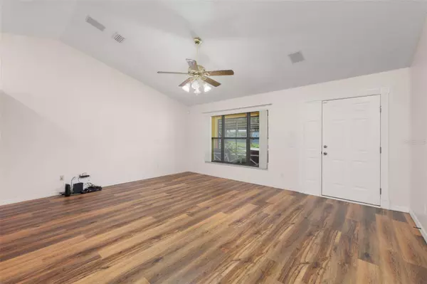 1251 CR 436, Lake Panasoffkee, FL 33538