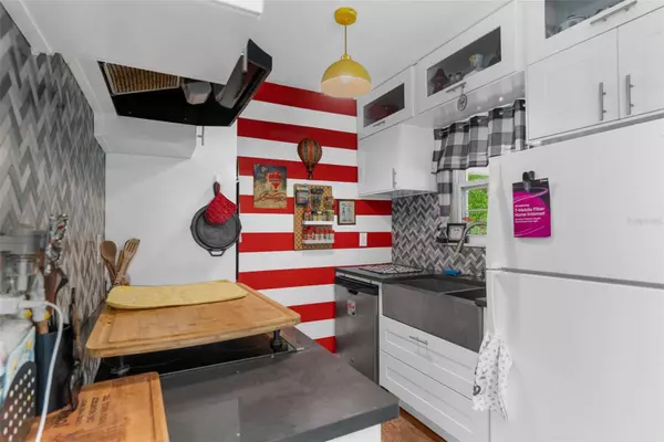 6400 TALBOT CIR, Spring Hill, FL 34606