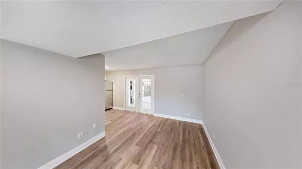 1815 CLEARBROOKE DR, Clearwater, FL 33760