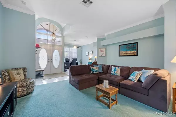 18739 BASCOMB LN, Hudson, FL 34667