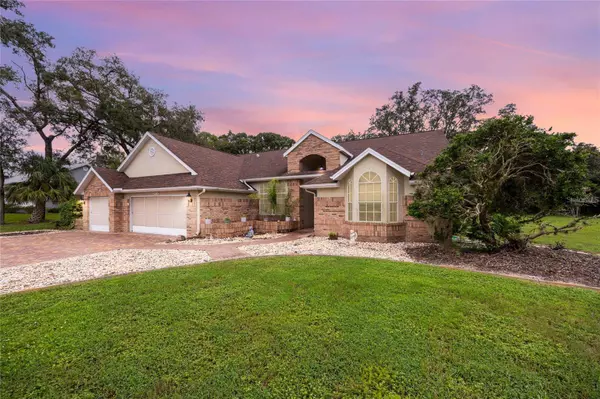 18739 BASCOMB LN, Hudson, FL 34667