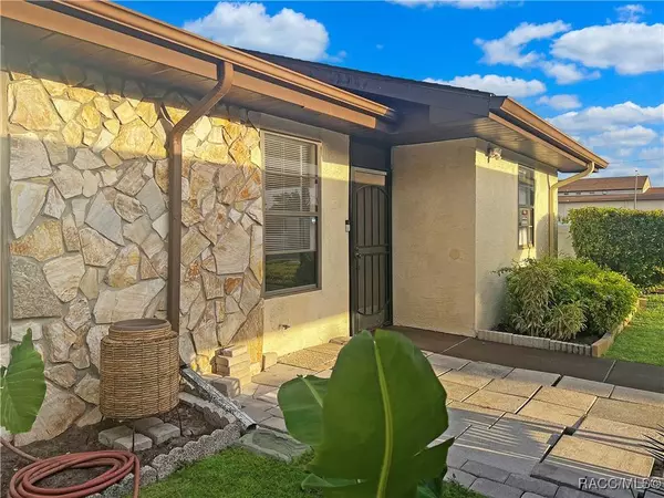 6431 Drexel DR #1, Port Richey, FL 34668