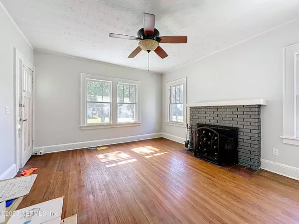 943 INGLESIDE AVE, Jacksonville, FL 32205