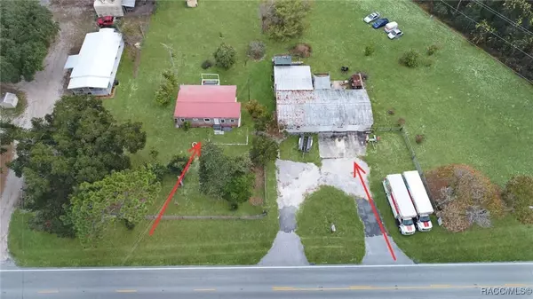 11455 SE HIGHWAY 464C, Ocklawaha, FL 32179