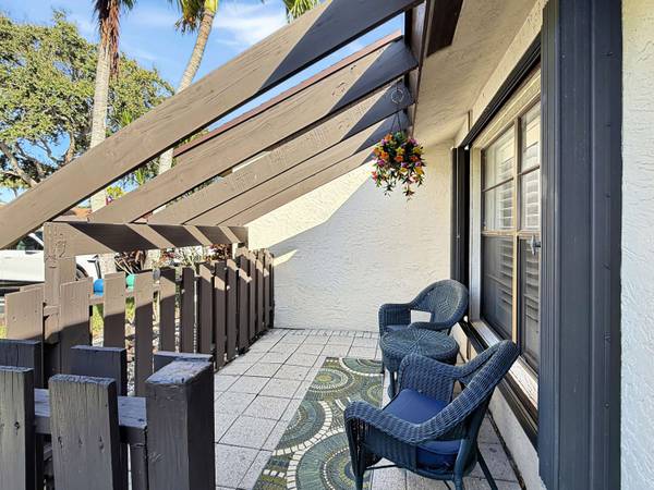 48 Via De Casas Norte, Boynton Beach, FL 33426