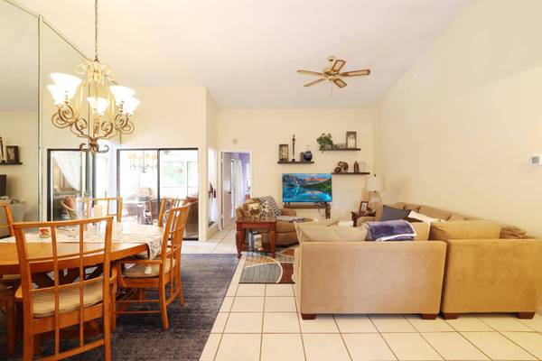 3358 Perimeter DR 3358, Greenacres, FL 33467