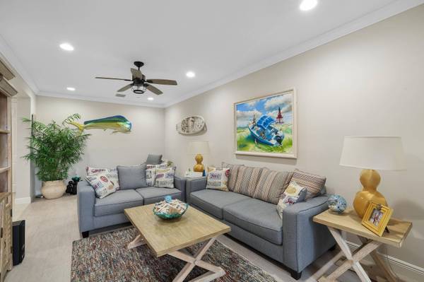 144 Tierra LN #13, Jupiter, FL 33477