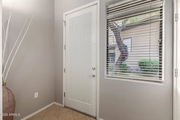 705 W QUEEN CREEK Road #2114, Chandler, AZ 85248