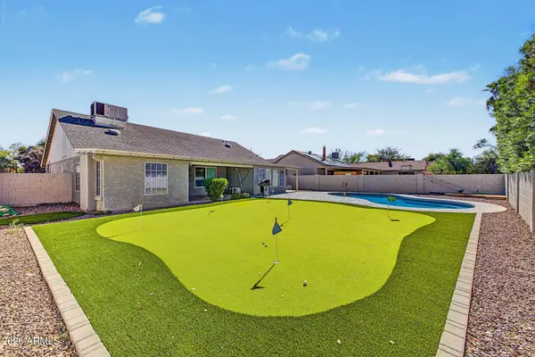 3661 W LAREDO Street, Chandler, AZ 85226