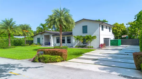 7570 SW 60th St, Miami, FL 33143