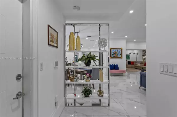 711 Sunset Rd, Coral Gables, FL 33143