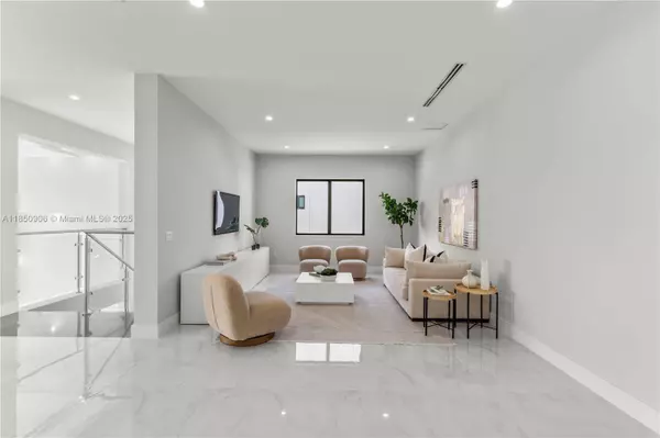 4240 SW 84th Ave, Miami, FL 33155