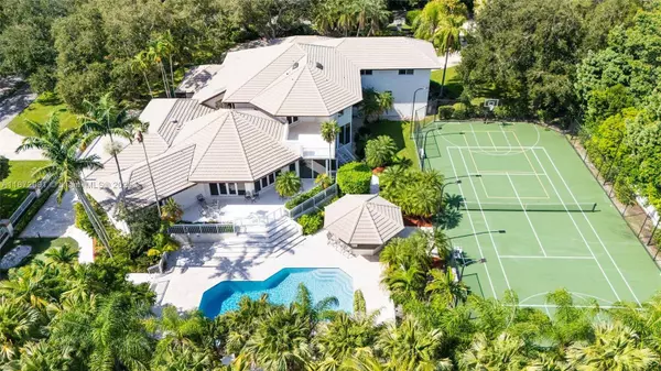 6190 SW 102nd St, Pinecrest, FL 33156