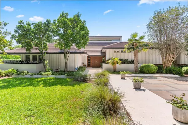 451 Ridge Rd, Coral Gables, FL 33143