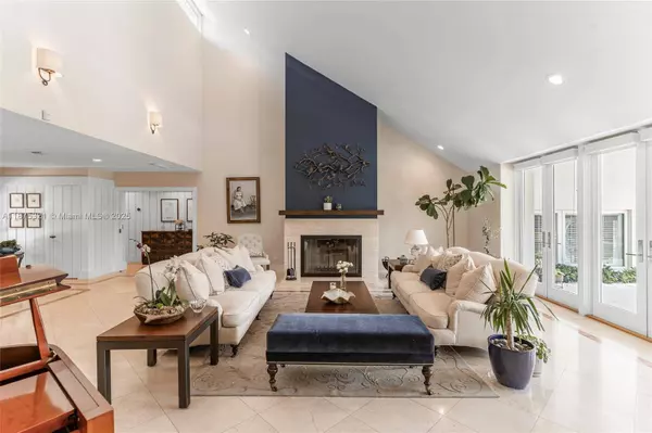 451 Ridge Rd, Coral Gables, FL 33143