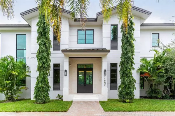 11907 SW 70th Ave, Pinecrest, FL 33156