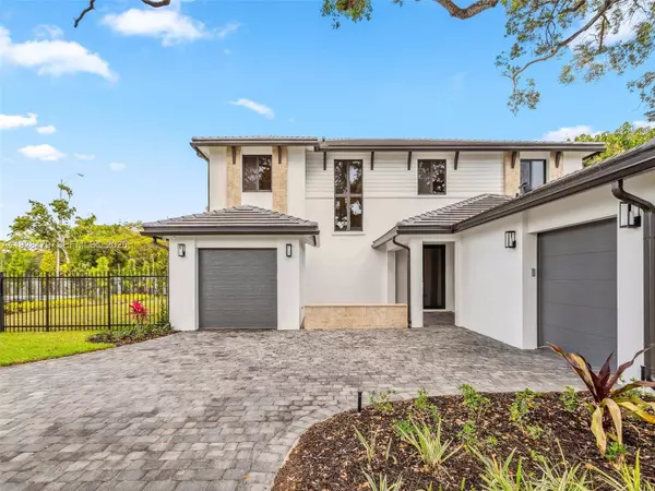 7285 SW 72nd Ter, Miami, FL 33143