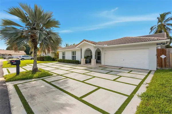 5976 SW 88th Pl, Miami, FL 33173