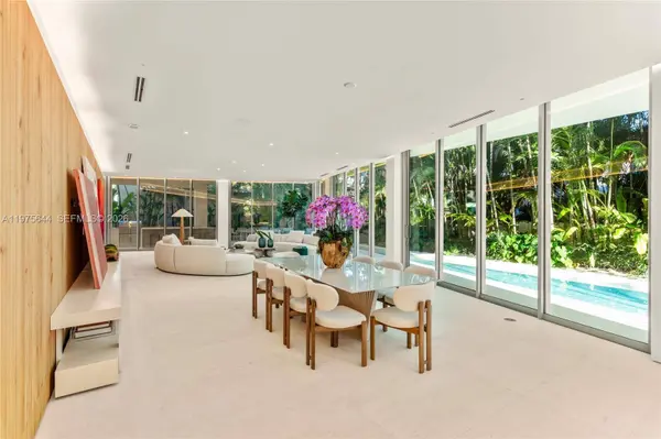 1616 Onaway Dr, Miami, FL 33133