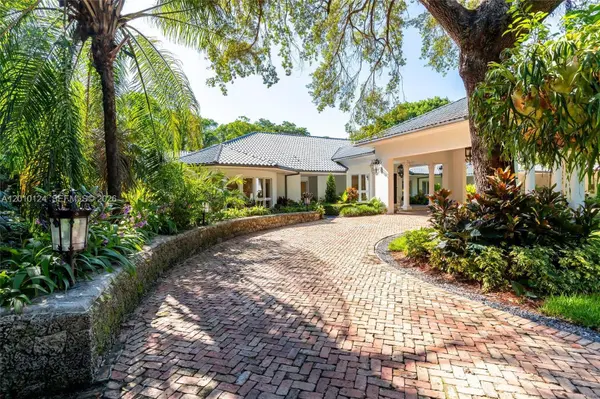 9400 Old Cutler Rd, Coral Gables, FL 33156