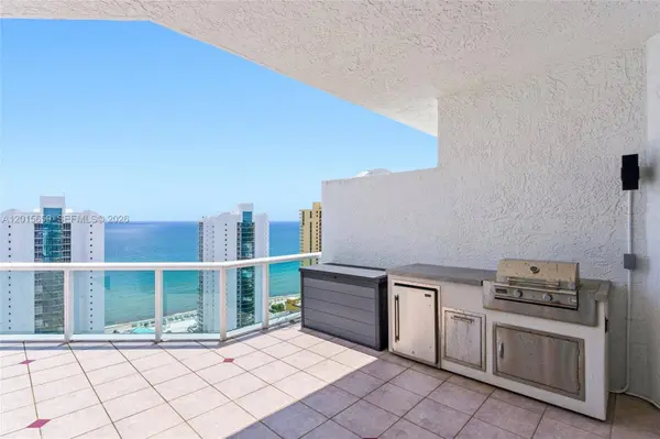 16400 Collins Ave #PH41, Sunny Isles Beach, FL 33160