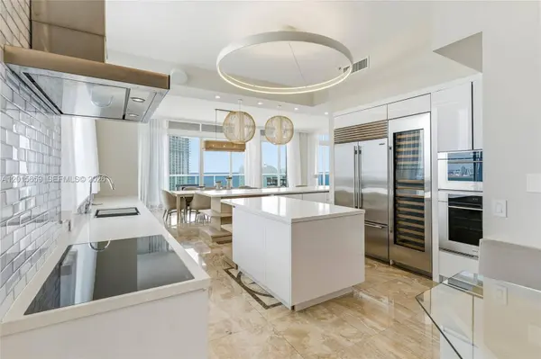 16400 Collins Ave #PH41, Sunny Isles Beach, FL 33160