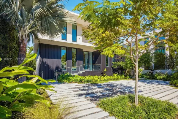 4354 Alton Rd, Miami Beach, FL 33140