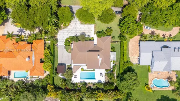 451 Ridge Rd, Coral Gables, FL 33143