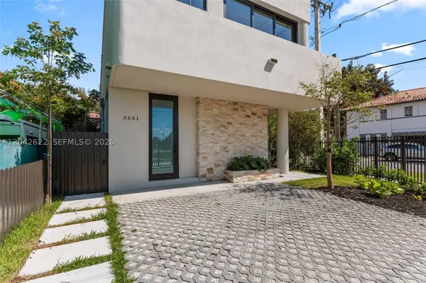 3601 SW 23rd Ter, Miami, FL 33145