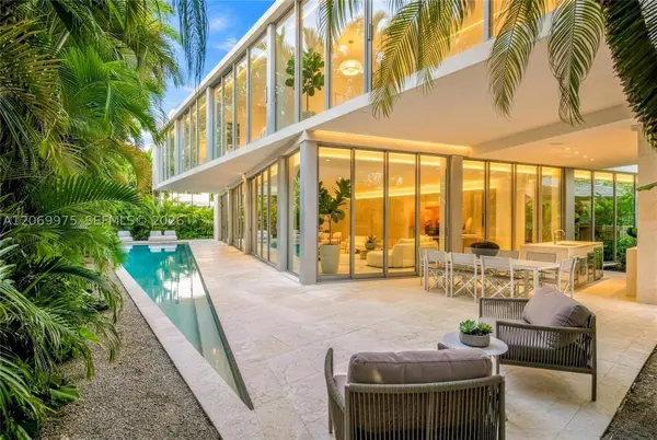 1616 Onaway Dr, Miami, FL 33133