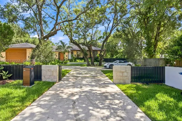7840 SW 98th St, Miami, FL 33156