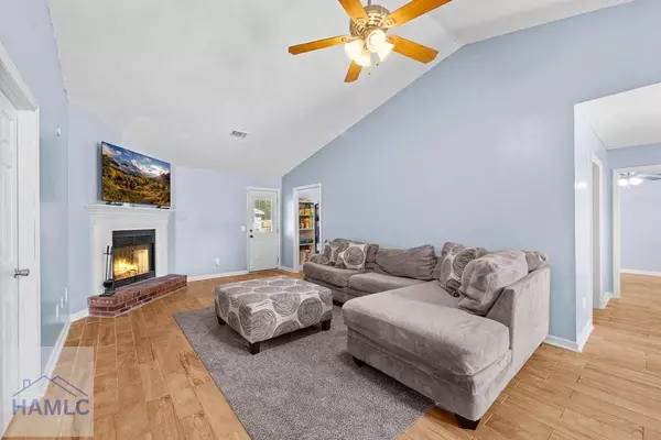 1448 Harrier Hollow, Hinesville, GA 31313