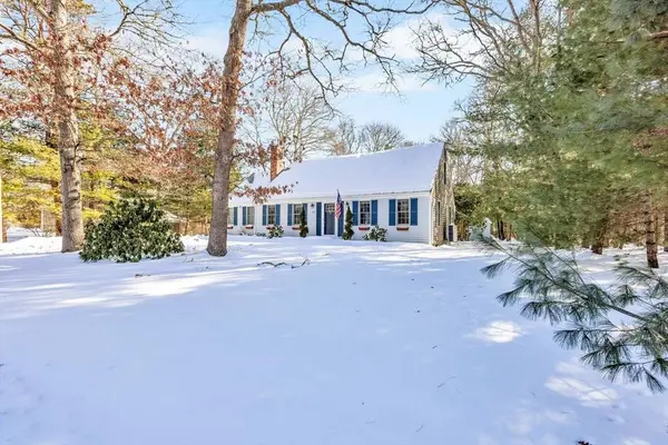 169 Cedric Rd, Barnstable, MA 02632