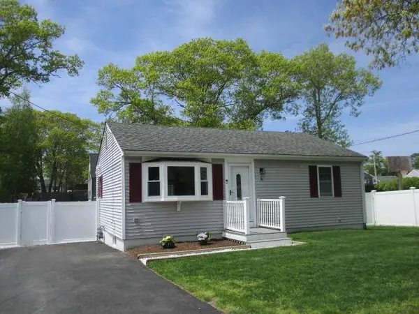 4 Standish Avenue
