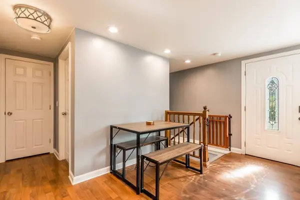 4 Standish Ave, Wareham, MA 02538