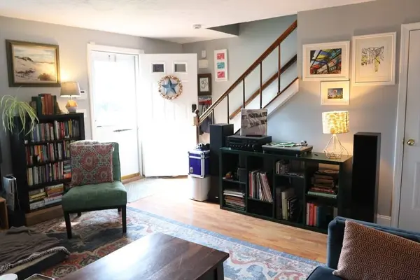 58 Captain Cook #58, Barnstable, MA 02632