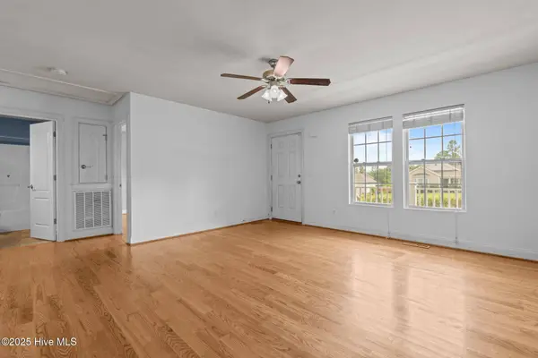182 Gunner CT, Broadway, NC 27505