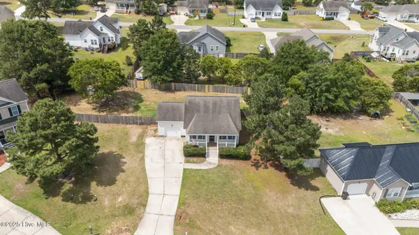 182 Gunner CT, Broadway, NC 27505