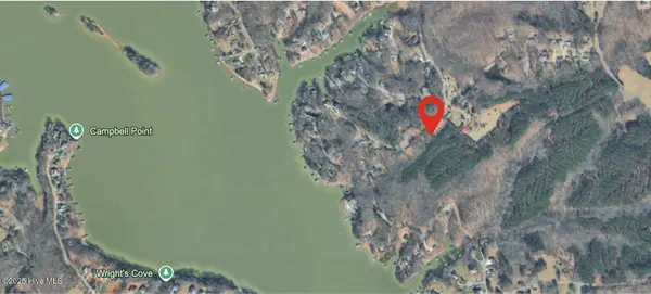 26 Spring Shore RD, Statesville, NC 28625