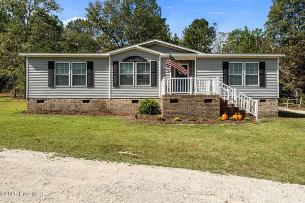 147 Swain LN, West End, NC 27376