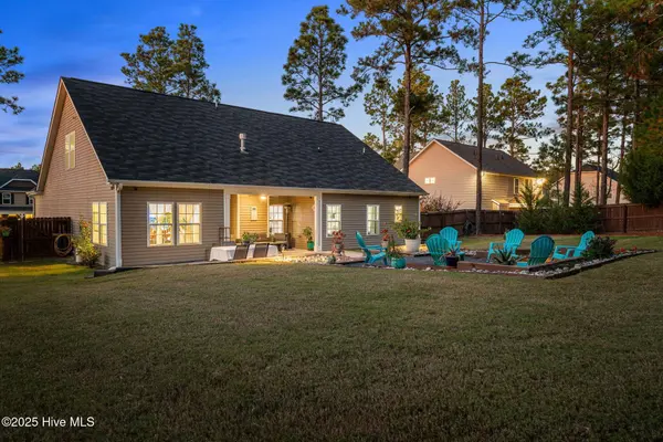 1155 Whitney DR, Aberdeen, NC 28315