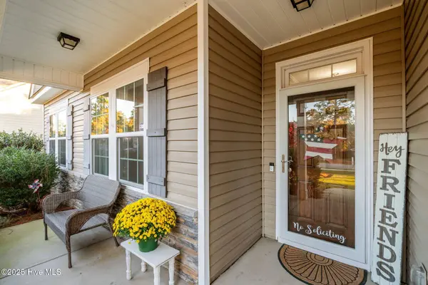 1155 Whitney DR, Aberdeen, NC 28315