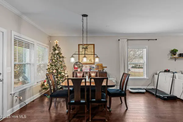 725 Legacy Lakes WAY, Aberdeen, NC 28315